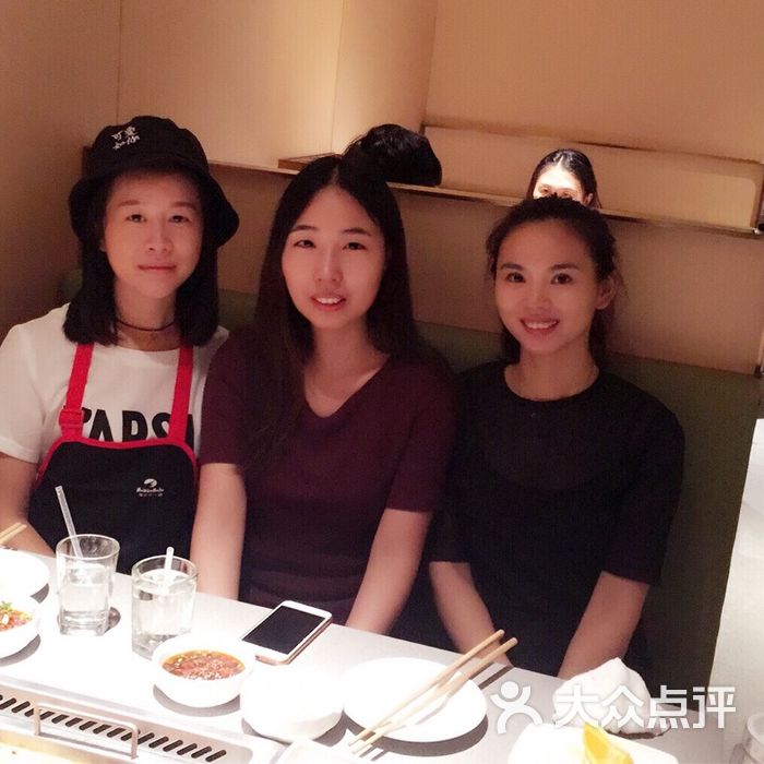 杭州群姐           shellywu雪梨           ceecelia*