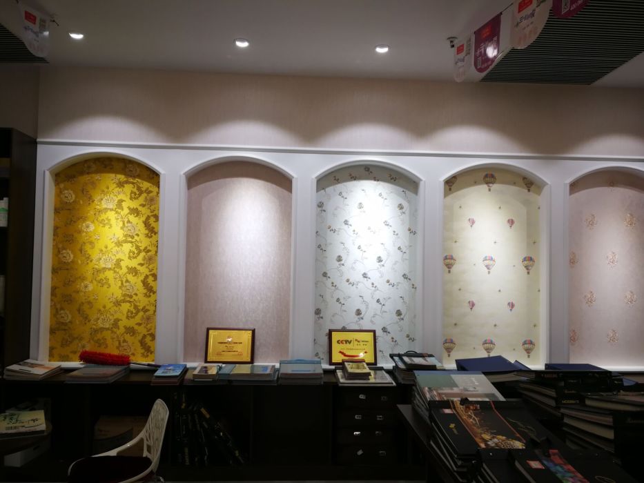 建材 墙纸墙艺 米兰壁纸      米兰壁纸,店里有卖墙纸,墙布,还有窗帘