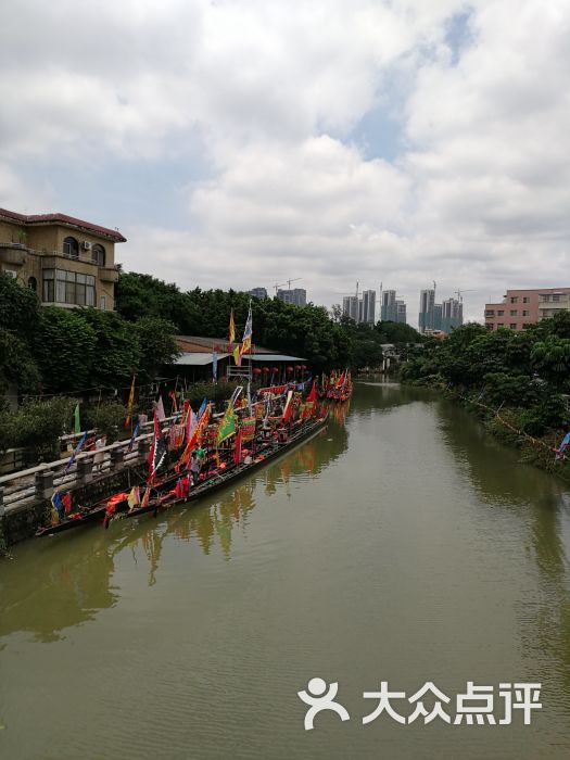 东塱农荘:烧排骨,烧鸡,烧鹅,次次都少不.广州美