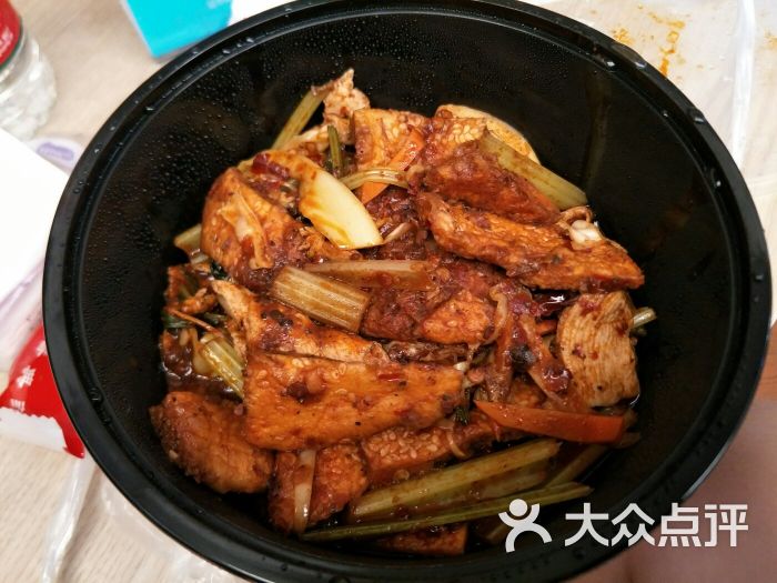 酱香鸡肉炒馕