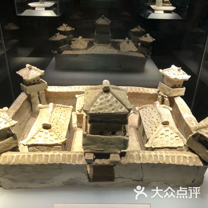 荆州博物馆