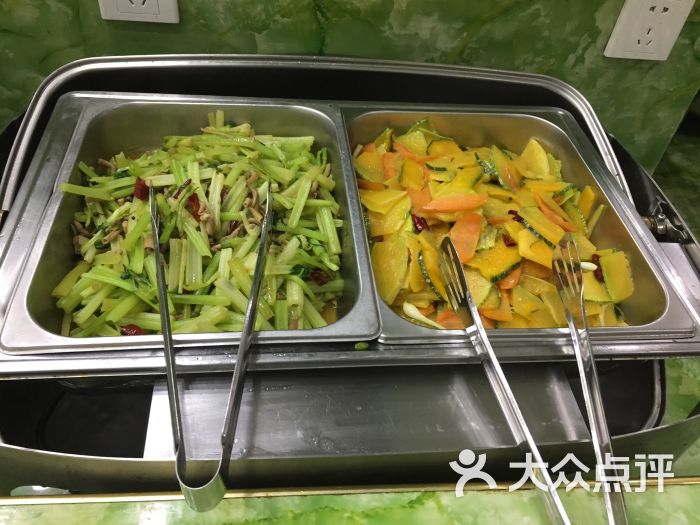 餐小约15元自助餐炒菜图片 - 第7张