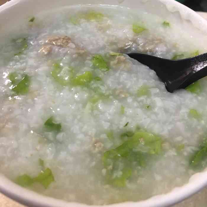 叫了个外卖,粥好好喝啊,大家快来尝尝嘛!