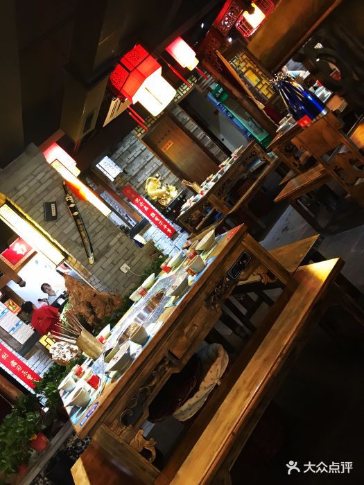 位置还算好找,小南门里就能看见招牌。来的.