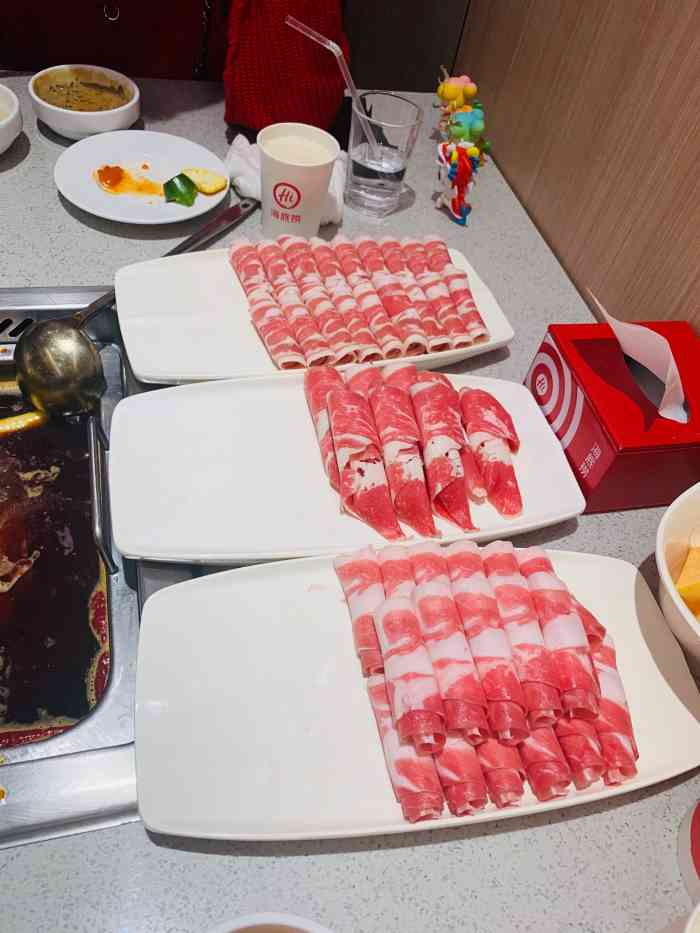海底捞火锅(泰盛广场店)-"服务就不用说啦,一如既往的