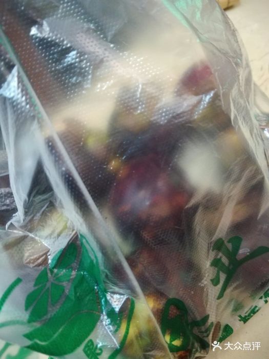 小荔枝比荔枝王好吃!荔枝王核有点大!-乐客多