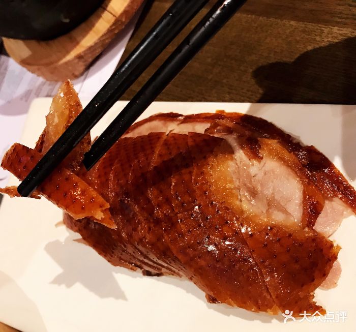 小大董(luone凯德店)半只烤鸭图片