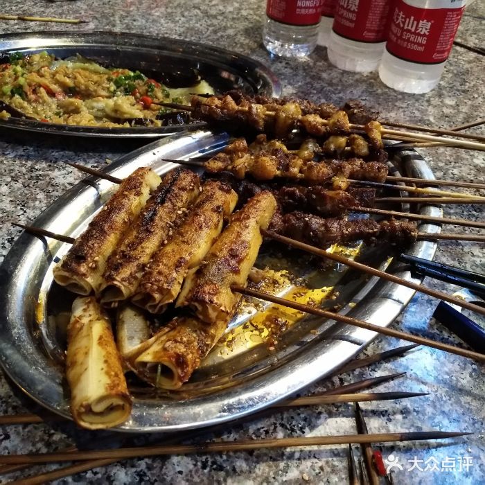 东北佬烧烤美食图片 - 第1张
