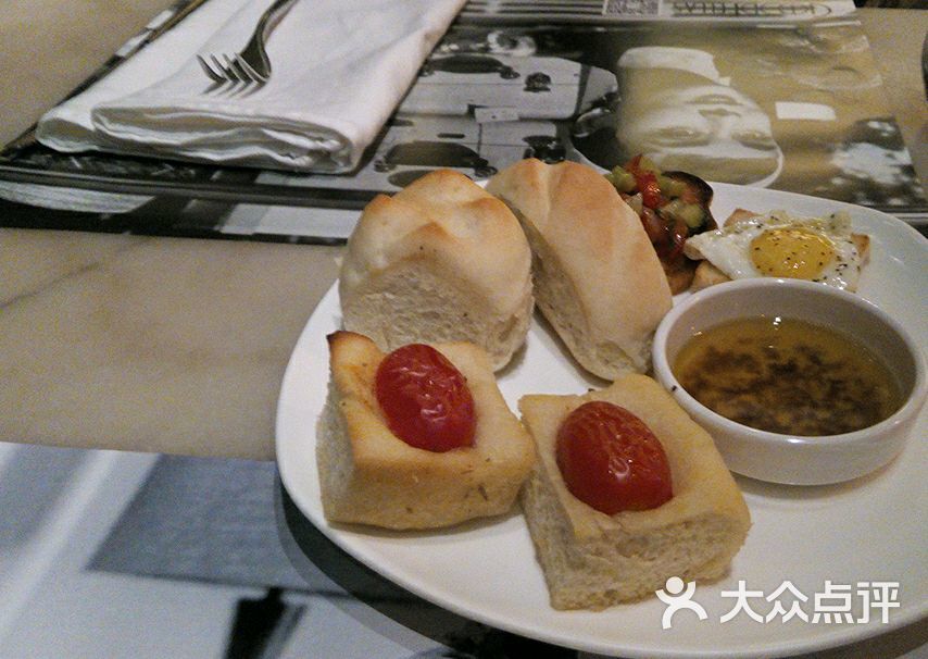 GOOD FELLAS(延安东路店)-餐前面包图片