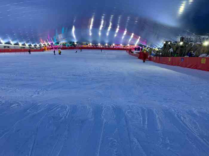 奇特冰雪乐园-"温州终于有自己的滑雪馆了,要知道之前