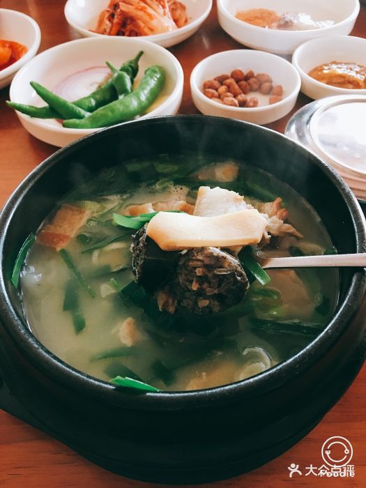 特喜欢的一家韩国菜,他们家的米肠汤饭绝对.