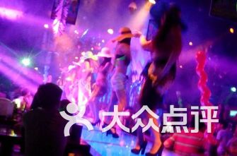 2020酒吧慢摇排行榜_2017重庆酒吧排行榜 Flavor酒吧排名第一
