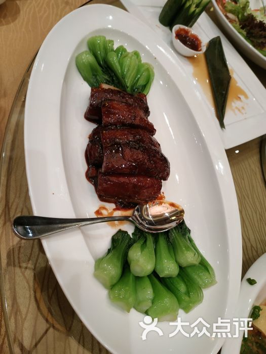 锦江汤臣洲际大酒店东方食苑菜胆红烧京葱大乌参图片 第34张