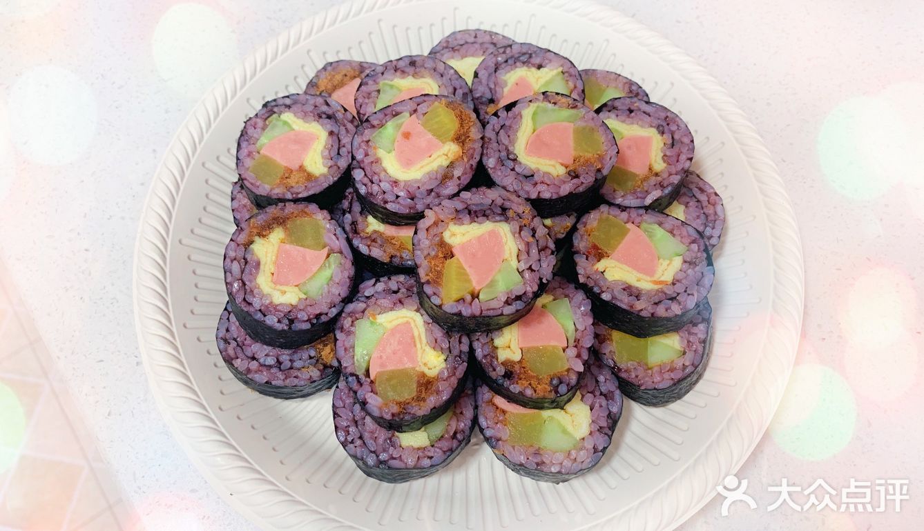紫菜包饭 食材:小町米 紫米