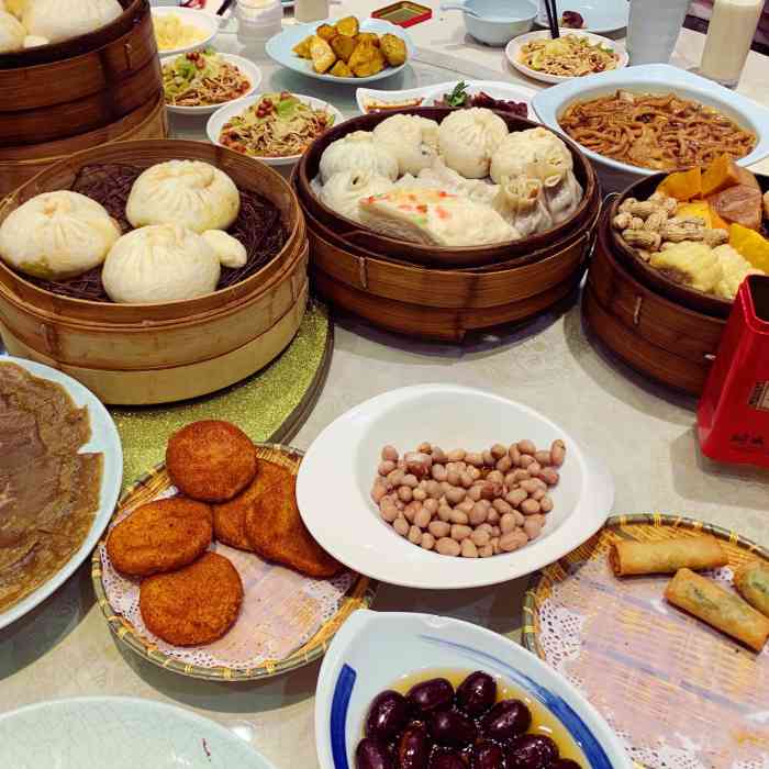 清风茶社-"打卡兴化早茶清茶大酒店.好吃,松子烧卖.