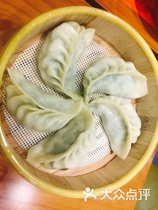 月牙蒸饺