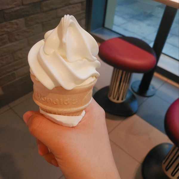 原味圆筒冰淇淋