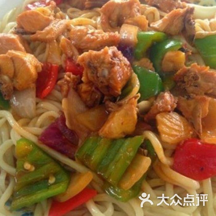 中国拉面红烧鸡块盖浇面图片-北京小吃快餐-大众点评网