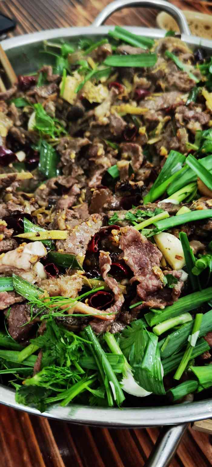 中国瘪王-"第一次知道牛瘪是在美食纪录片里,来黔东南.