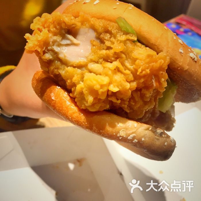 肯德基 香辣鸡腿堡餐