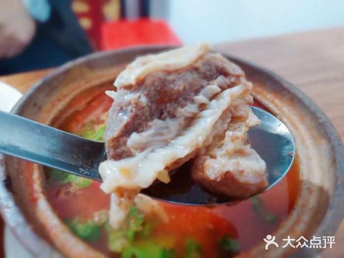 亮亮小吃砂锅坛肉-牛肉柿子砂锅图片-哈尔滨美食-大众点评网