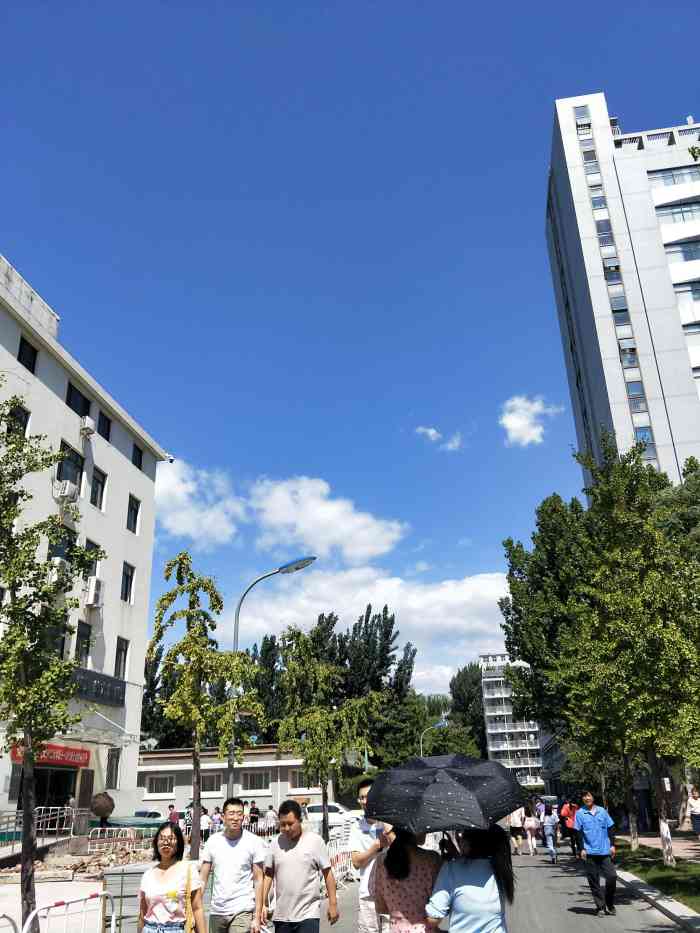 北京化工大学东校区-"一所老大学,基础设施老化严重,.