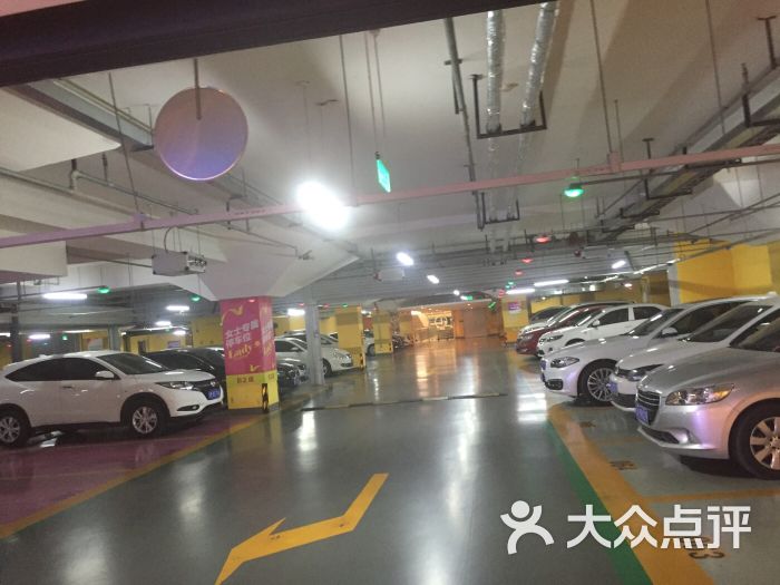 龙湖北城天街停车场图片 第6张