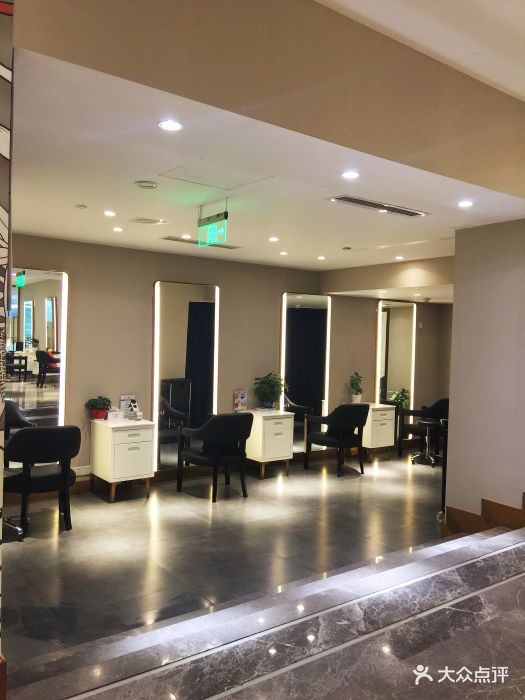 苏豪路易士·嘉玛发廊 x 德嘉造型kraemer paris by hair culture图片