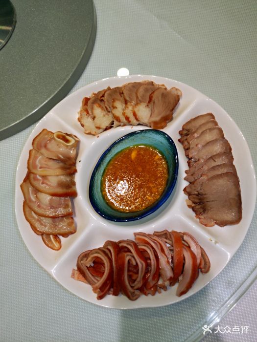 熏肉拼盘