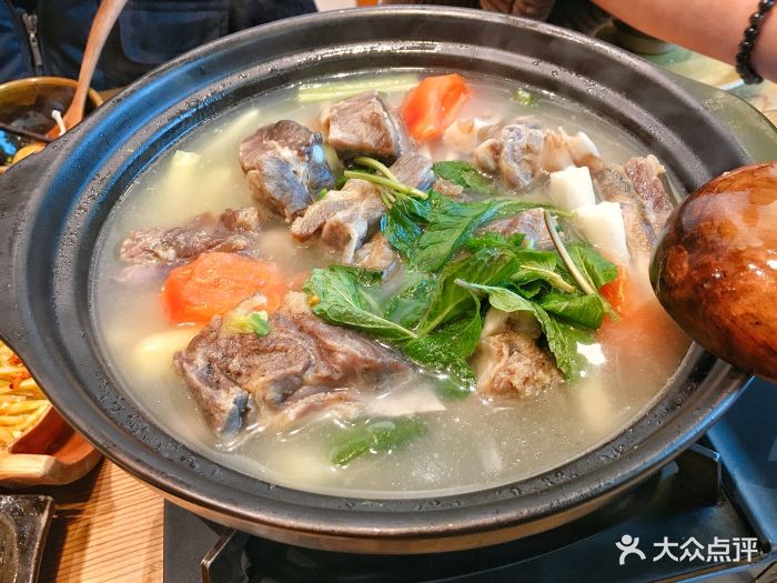 一坐一忘丽江主题餐厅(嘉里中心店)丽江腊排骨锅图片 - 第38张