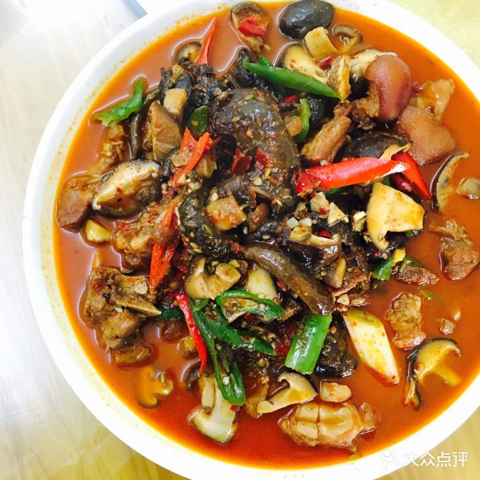 汉阴家常小炒-香菇烧猪蹄图片-宁陕县美食-大众点评网