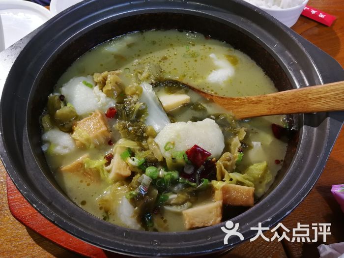周鱼小馆石锅酸菜鱼鱼豆腐图片 第6张