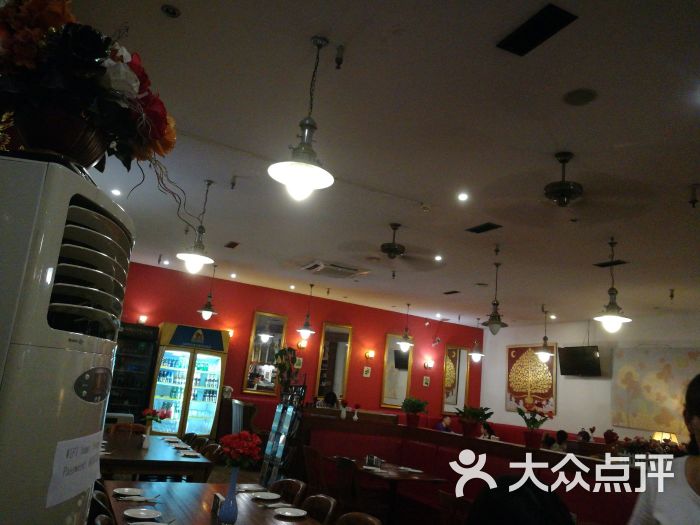 红马美国餐厅(荣祥广场裕翔路店)图片 第3张