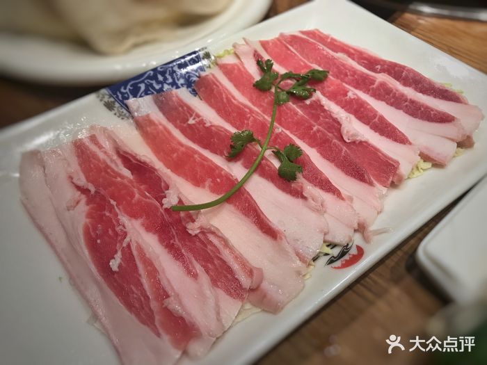 精品三线肉