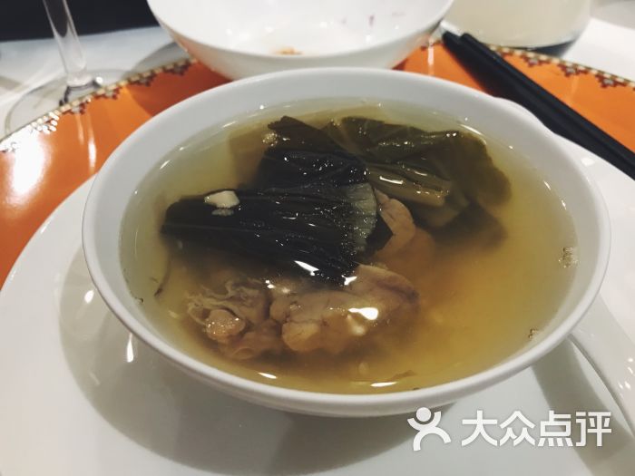 菜干南北杏炖白肺汤