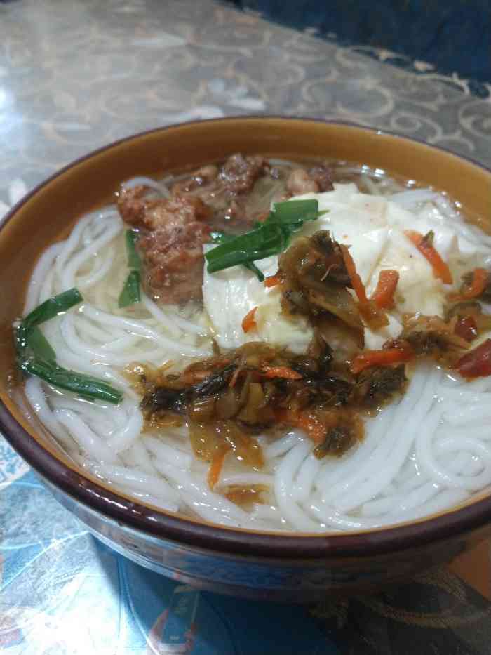 曹记云县土鸡米线(大理总店)-"曹记云县土鸡米线店在.
