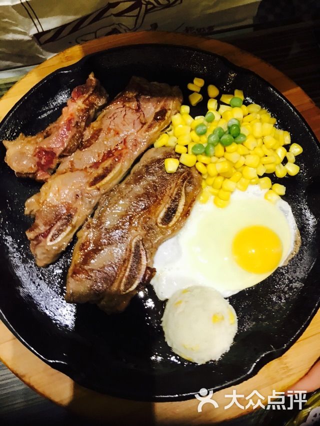 豪客来(北大街店)带骨小牛排图片 第3张