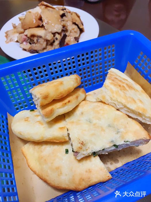 方城正宗羊肉烩面羊肉汤馆(莞太路二巷店-烧饼-菜-烧饼图片-东莞美食