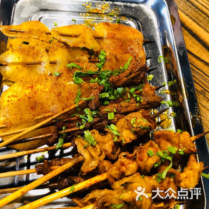 夜宵遥·潜江小龙虾馆