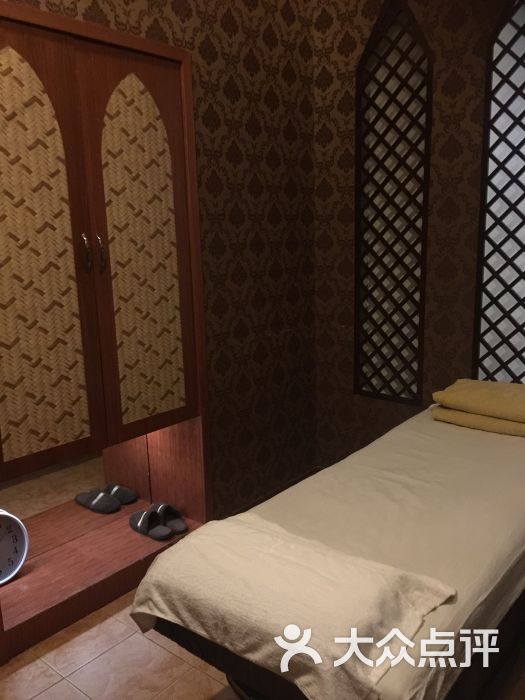 香榭俪舍美容美体spa会所(新里城店)的点评