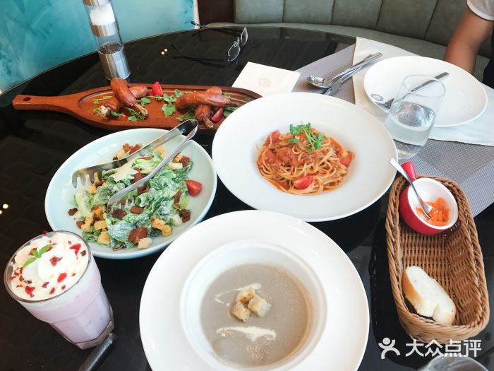 鼎玥西餐厅图片