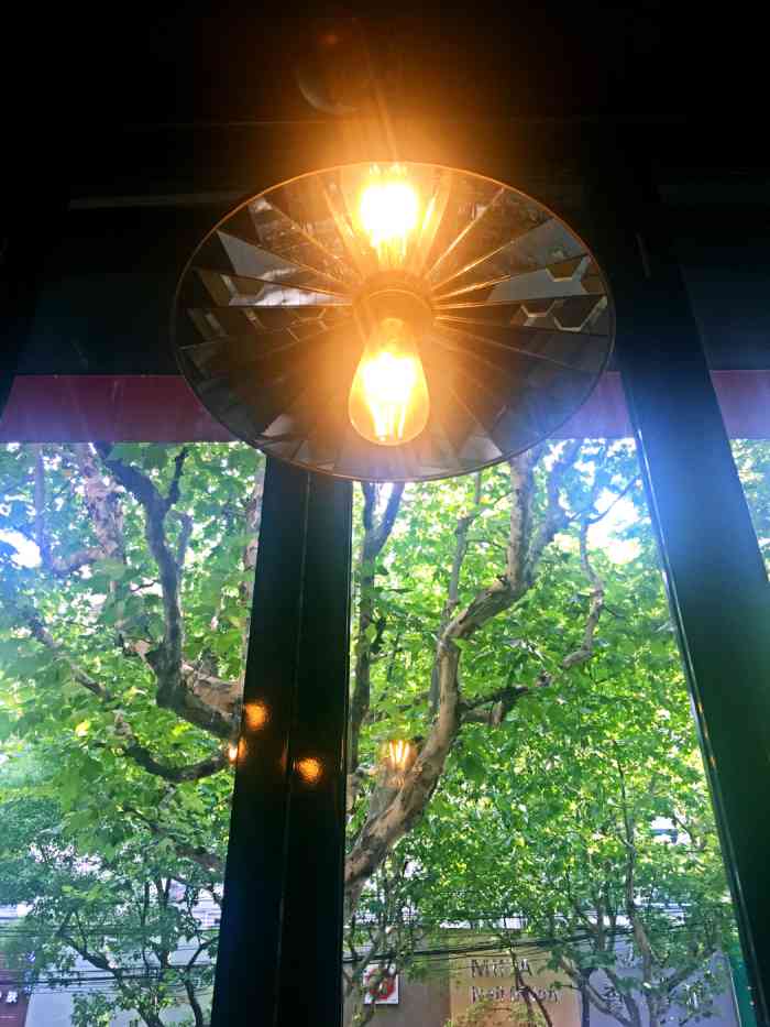 rolando"s pizza & cafe(罗朗多餐厅蓝村路店)-"薄底比萨不错,环境也