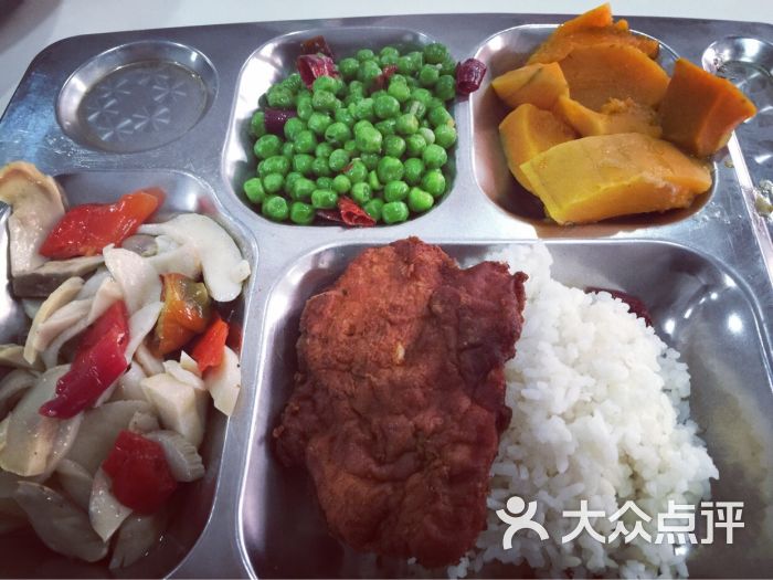 云南大学一食堂