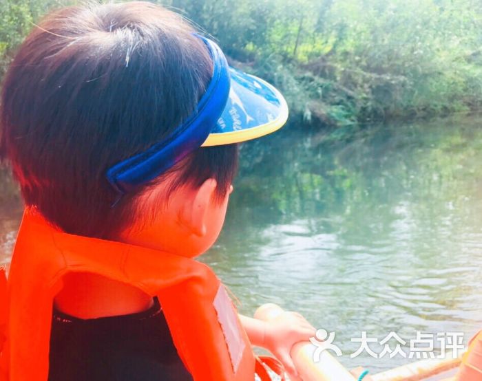 双溪漂流:随上海旅游集散中心的一日游来到.杭