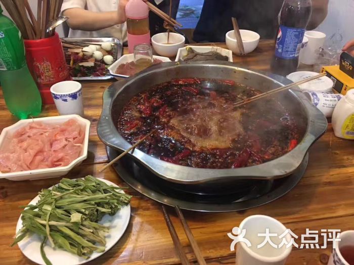 玄坛庙姐妹火锅串串香图片 - 第2张