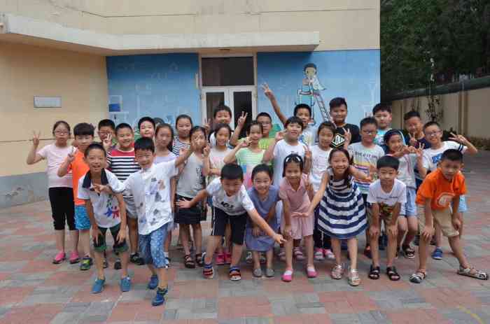 河西区中心小学(梅江校区)-"朋友的儿子在这里上小学