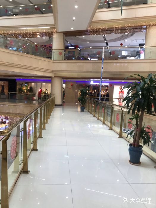 金龙购物广场图片