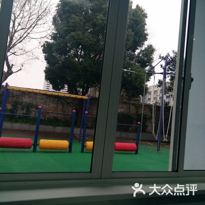 陆家宅小学