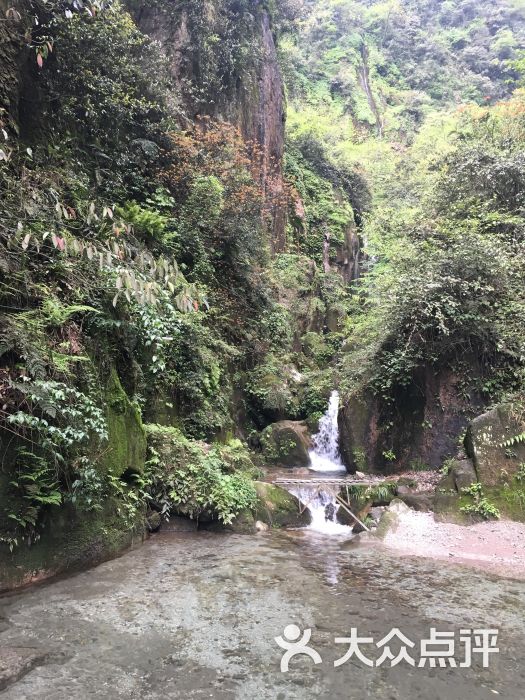 峨眉山市其他 高桥镇 景点 其他景点 农夫山泉峨眉山工业旅游示范基地