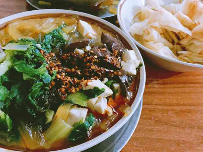 黑龙油饼高汤扁粉菜-"【黑龙扁粉菜】,安阳特色美食扁